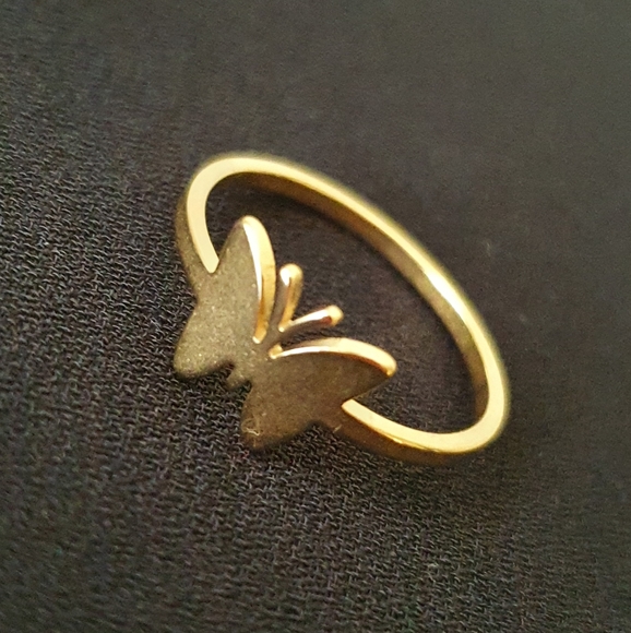 Jewelry - Pretty Butterfly Ring